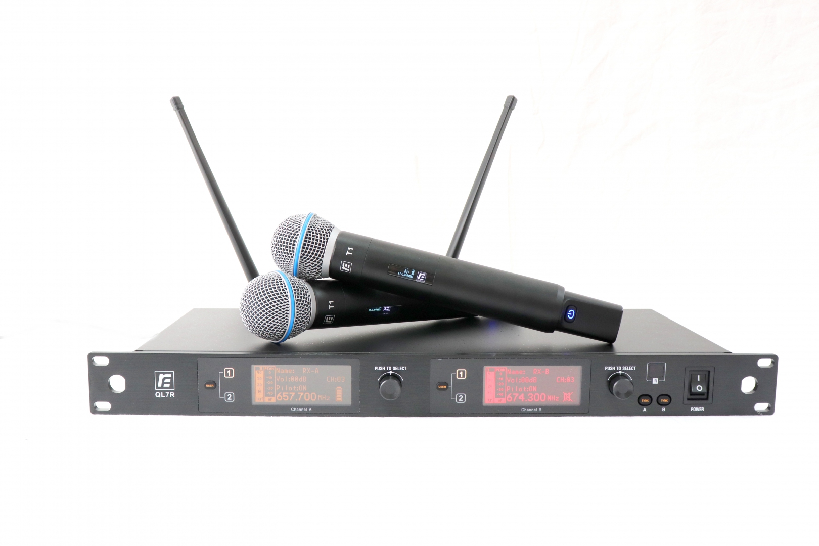 RFIntell QL7R/T1-B 720,500-754,000 МГц 2-канальная радиосистема с 2-мя ручными микрофонами в Омске