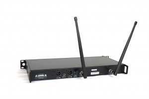 RFIntell QL7R/T1-B 720,500-754,000 МГц 2-канальная радиосистема с 2-мя ручными микрофонами в Омске
